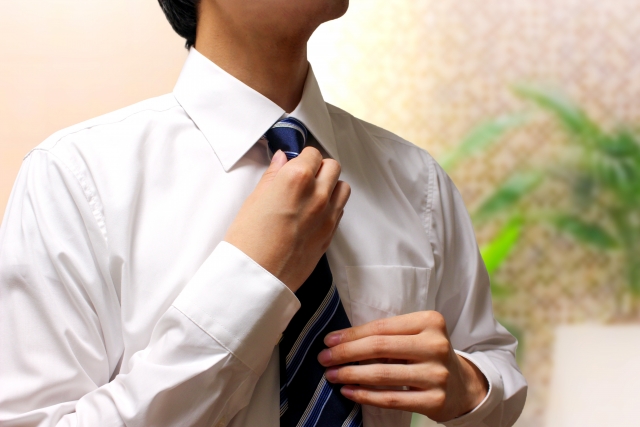 高卒が面接に着ていく服装とは？服装のマナーや注意点を紹介！