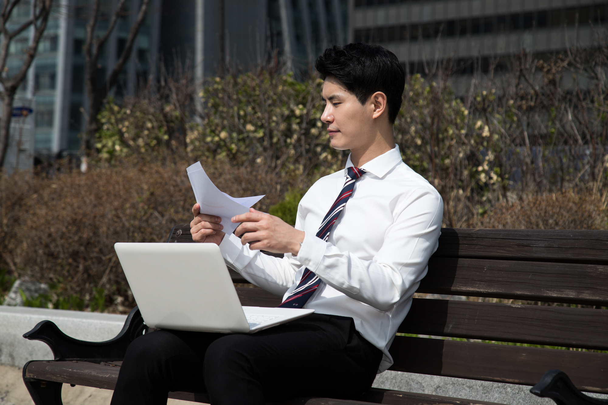 未経験の30代でも営業職に転職できる?求められているスキルや転職する際の注意点