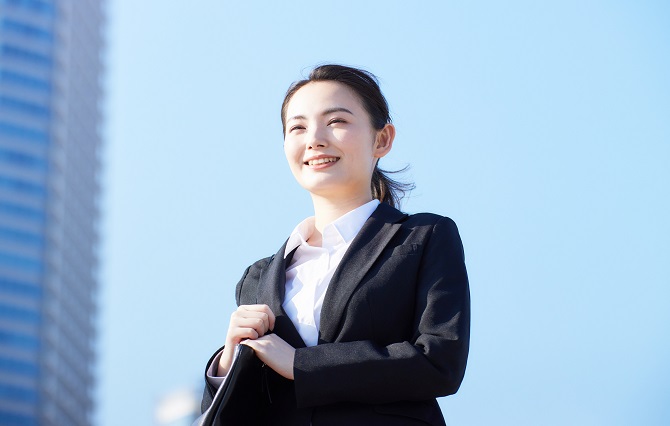 20代未経験から営業への転職は可能?求められる要素や転職しやすい業界を紹介